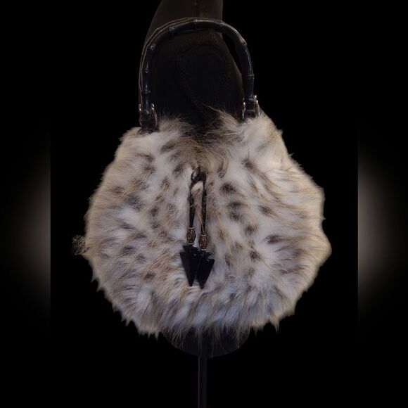 Chic Faux Fur Handbag with faux Black Arrowhead  Leather string closure - Picture 1 of 5